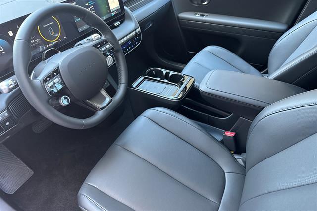2025 Hyundai IONIQ 5 SEL