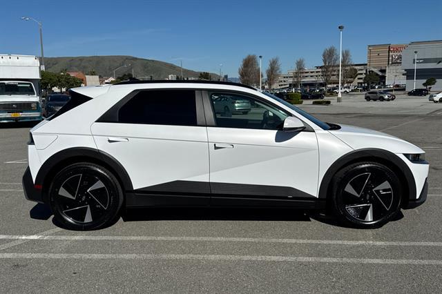 2025 Hyundai IONIQ 5 SEL