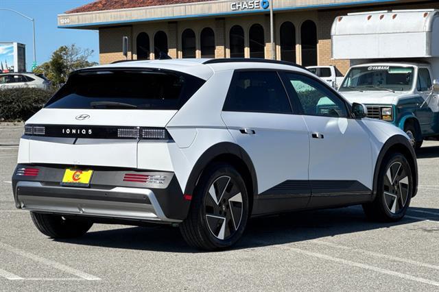 2025 Hyundai IONIQ 5 SEL