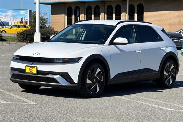 2025 Hyundai IONIQ 5 SEL