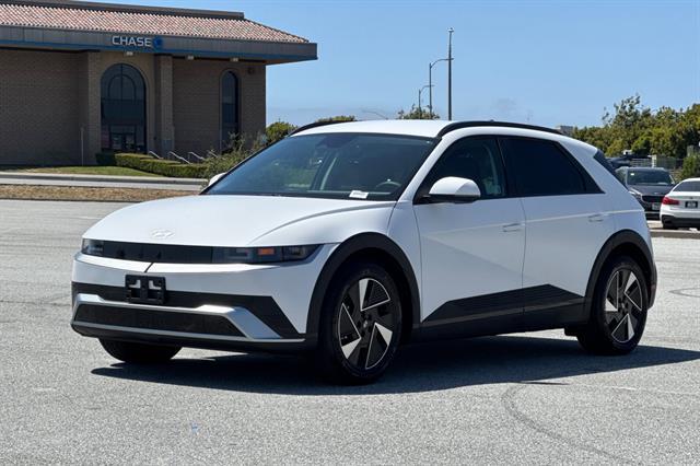 2025 Hyundai IONIQ 5 SEL