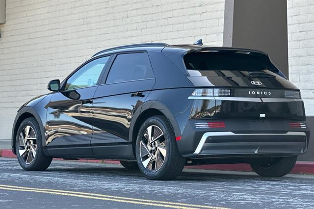 2025 Hyundai IONIQ 5 SEL