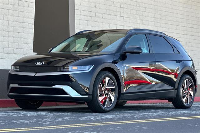 2025 Hyundai IONIQ 5 SEL