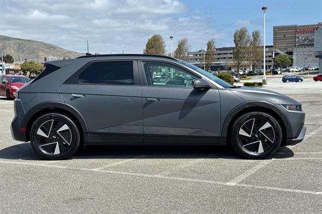 2025 Hyundai IONIQ 5 SEL