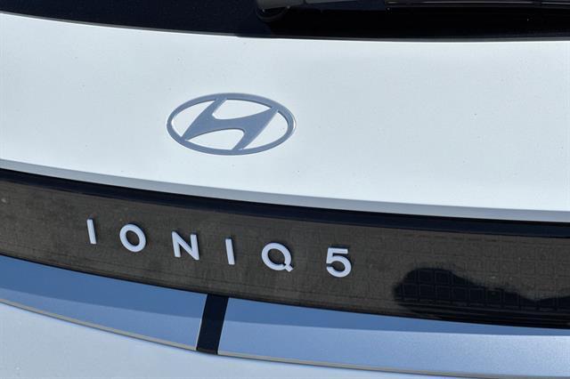 2025 Hyundai IONIQ 5 SEL