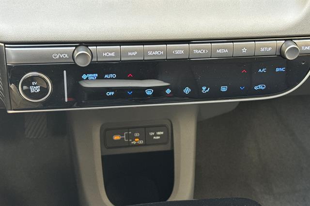 2025 Hyundai IONIQ 5 SEL