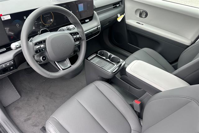 2025 Hyundai IONIQ 5 SEL
