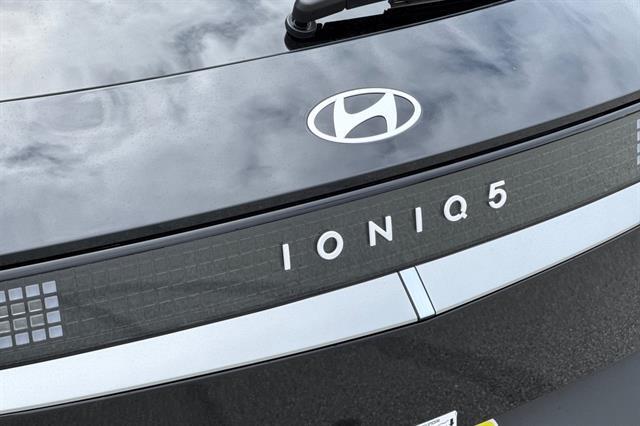 2025 Hyundai IONIQ 5 SEL