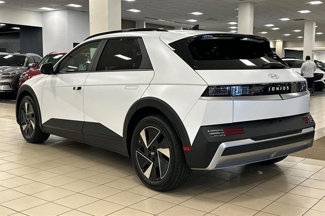 2025 Hyundai IONIQ 5 SEL