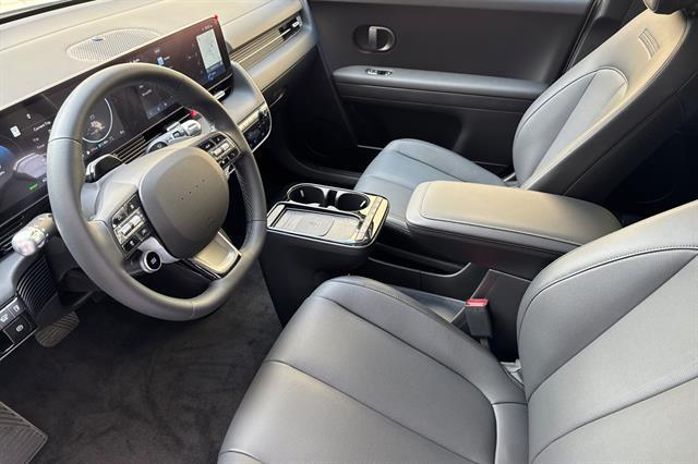2025 Hyundai IONIQ 5 SEL