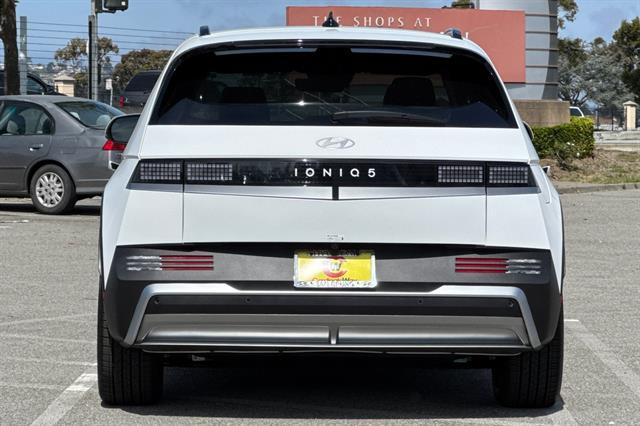 2025 Hyundai IONIQ 5 SEL