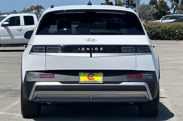 2025 Hyundai IONIQ 5 SEL