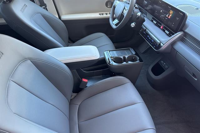 2025 Hyundai IONIQ 5 SEL