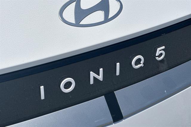 2025 Hyundai IONIQ 5 SEL