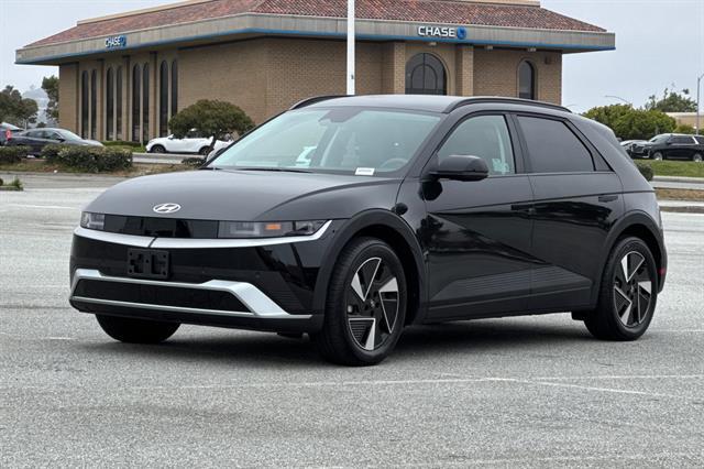 2025 Hyundai IONIQ 5 SEL