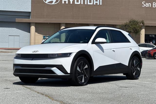 2025 Hyundai IONIQ 5 SEL