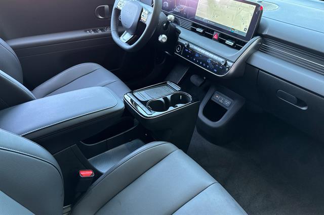 2025 Hyundai IONIQ 5 SEL