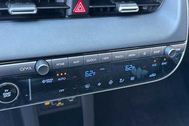 2025 Hyundai IONIQ 5 SEL
