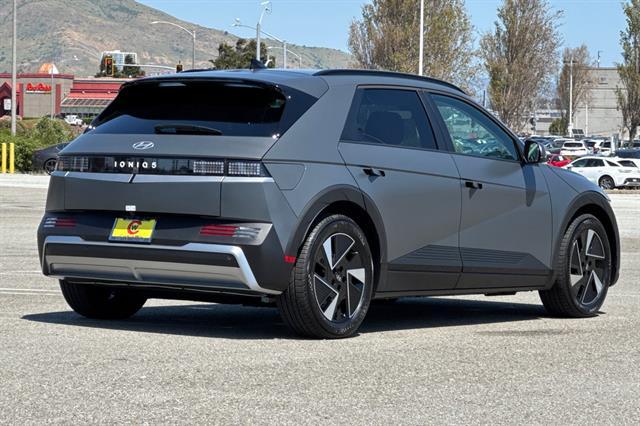 2025 Hyundai IONIQ 5 SEL