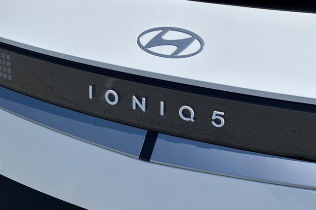 2025 Hyundai IONIQ 5 SEL