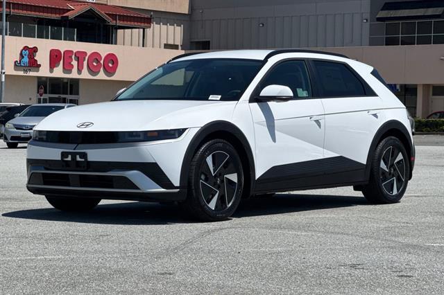 2025 Hyundai IONIQ 5 SEL