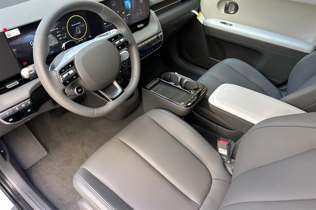 2025 Hyundai IONIQ 5 SEL
