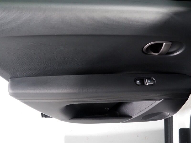 2025 Hyundai IONIQ 5 SEL *NAVIGATION, ADAPTIVE CRUISE, SAFETY ALERTS, BACKUP-CAMERA, DIGITAL COCKPIT, HEATED SEATS/STEERING, POWER LIFTGATE, WIRELESS CHARGING, ANDROID & APPLE Round Rock TX