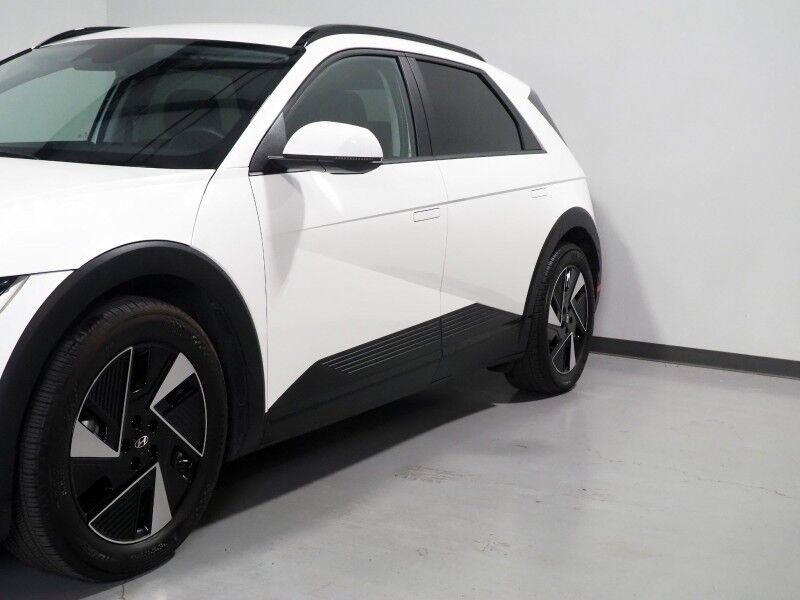 2025 Hyundai IONIQ 5 SEL *NAVIGATION, ADAPTIVE CRUISE, SAFETY ALERTS, BACKUP-CAMERA, DIGITAL COCKPIT, HEATED SEATS/STEERING, POWER LIFTGATE, WIRELESS CHARGING, ANDROID & APPLE Round Rock TX