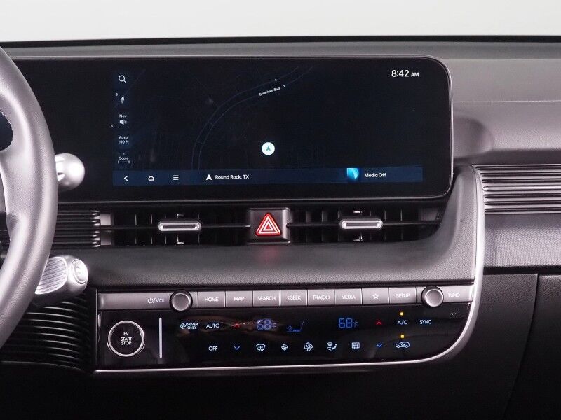 2025 Hyundai IONIQ 5 SEL *NAVIGATION, ADAPTIVE CRUISE, SAFETY ALERTS, BACKUP-CAMERA, DIGITAL COCKPIT, HEATED SEATS/STEERING, POWER LIFTGATE, WIRELESS CHARGING, ANDROID & APPLE Round Rock TX
