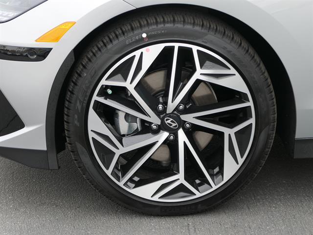 2025 Hyundai IONIQ 6 Limited Glendora CA