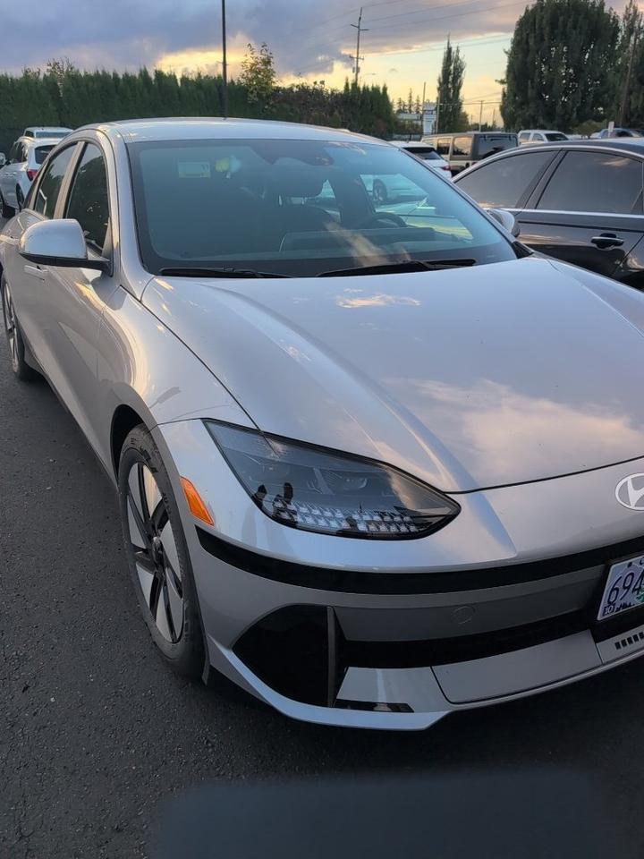 2025 Hyundai IONIQ 6 SE