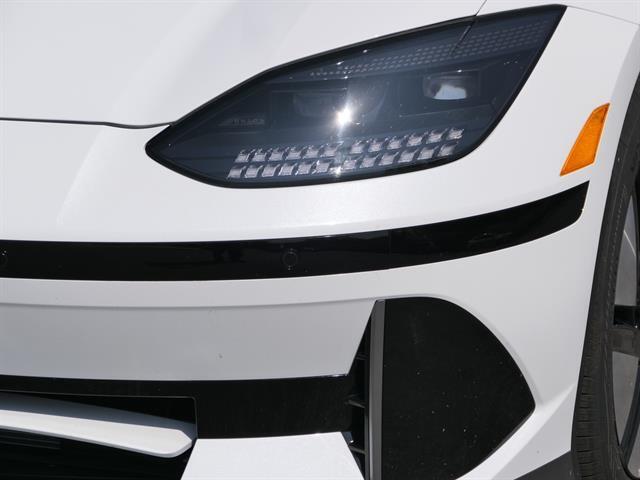 2025 Hyundai IONIQ 6 SE