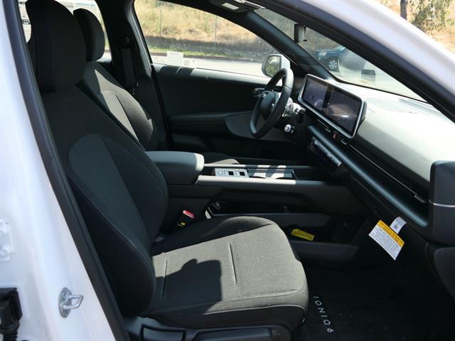 2025 Hyundai IONIQ 6 SE