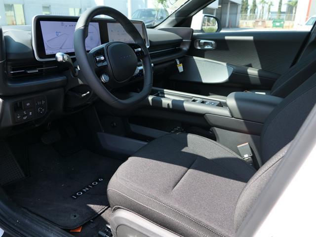 2025 Hyundai IONIQ 6 SE