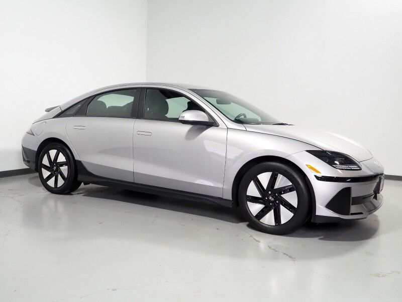2025 Hyundai IONIQ 6 SE Standard Range *NAVIGATION, ADAPTIVE CRUISE, SAFETY ALERTS, BACKUP-CAMERA, DIGITAL COCKPIT, COLOR TOUCHSCREEN, KEYLESS ENTRY, DC ULTRA FAST CHARGING, ALLOY WHEELS, ANDROID & APPLE