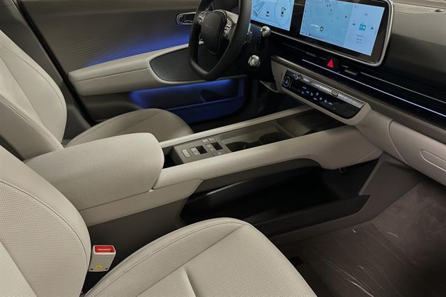 2025 Hyundai IONIQ 6 SEL