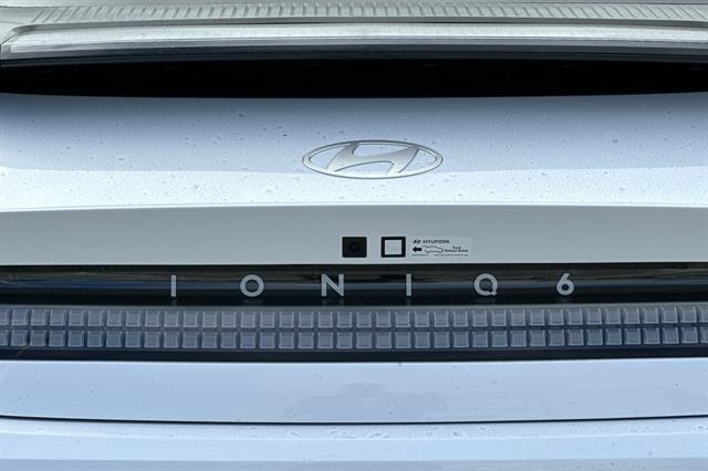 2025 Hyundai IONIQ 6 SEL