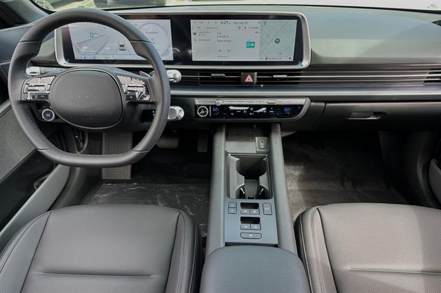 2025 Hyundai IONIQ 6 SEL