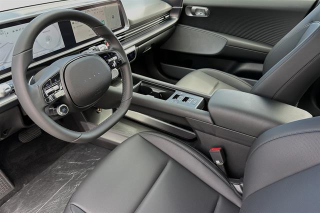 2025 Hyundai IONIQ 6 SEL