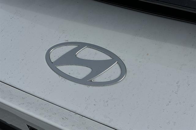2025 Hyundai IONIQ 6 SEL