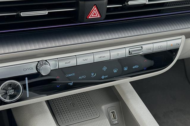 2025 Hyundai IONIQ 6 SEL