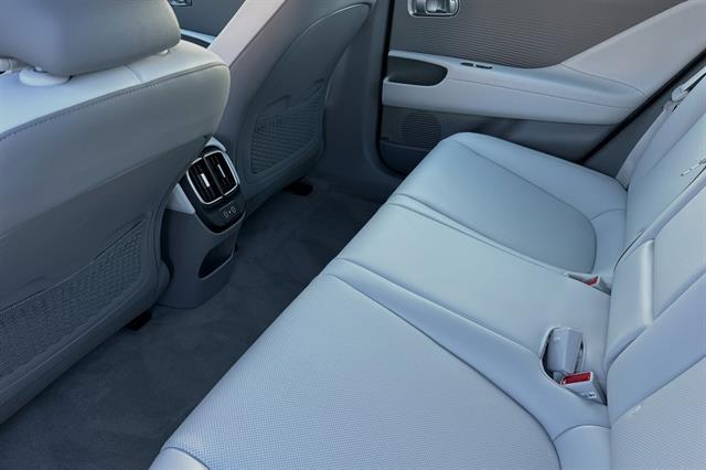 2025 Hyundai IONIQ 6 SEL