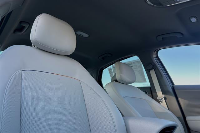 2025 Hyundai IONIQ 6 SEL