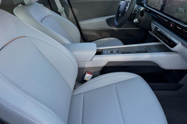 2025 Hyundai IONIQ 6 SEL