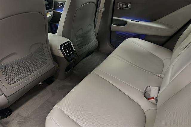 2025 Hyundai IONIQ 6 SEL