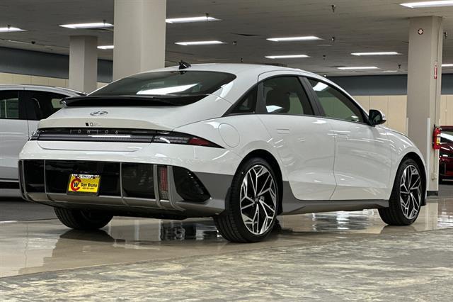 2025 Hyundai IONIQ 6 SEL