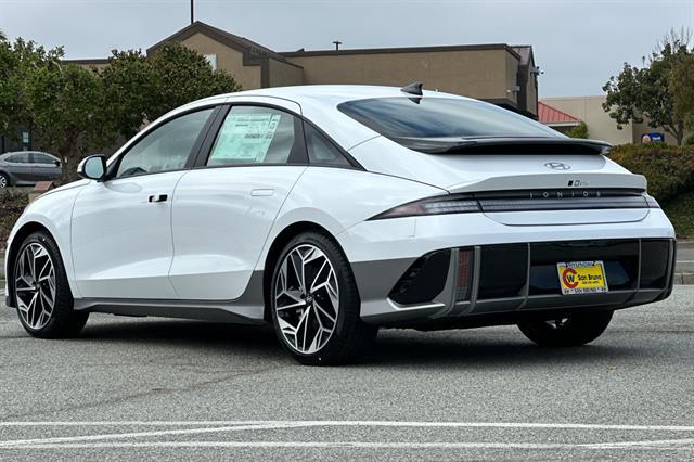 2025 Hyundai IONIQ 6 SEL