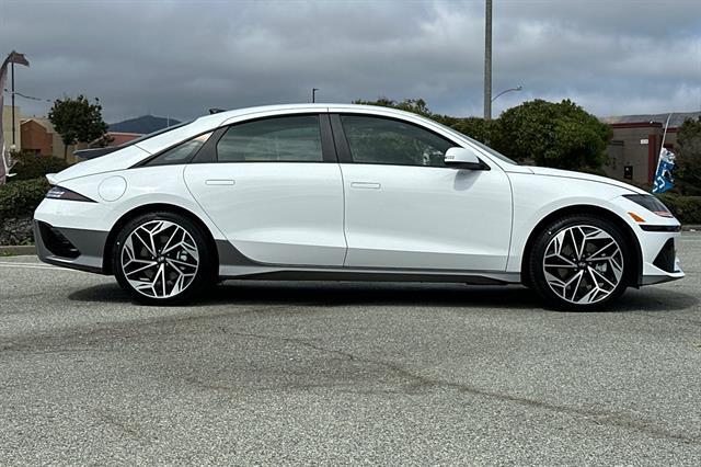 2025 Hyundai IONIQ 6 SEL