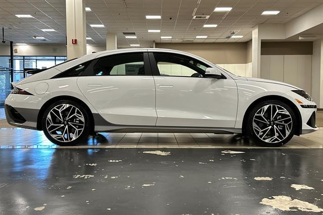 2025 Hyundai IONIQ 6 SEL