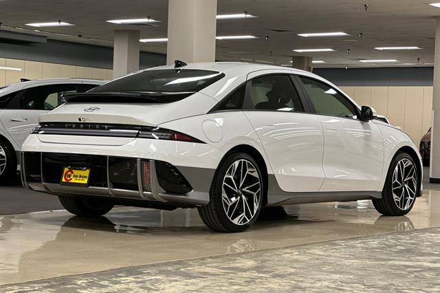 2025 Hyundai IONIQ 6 SEL